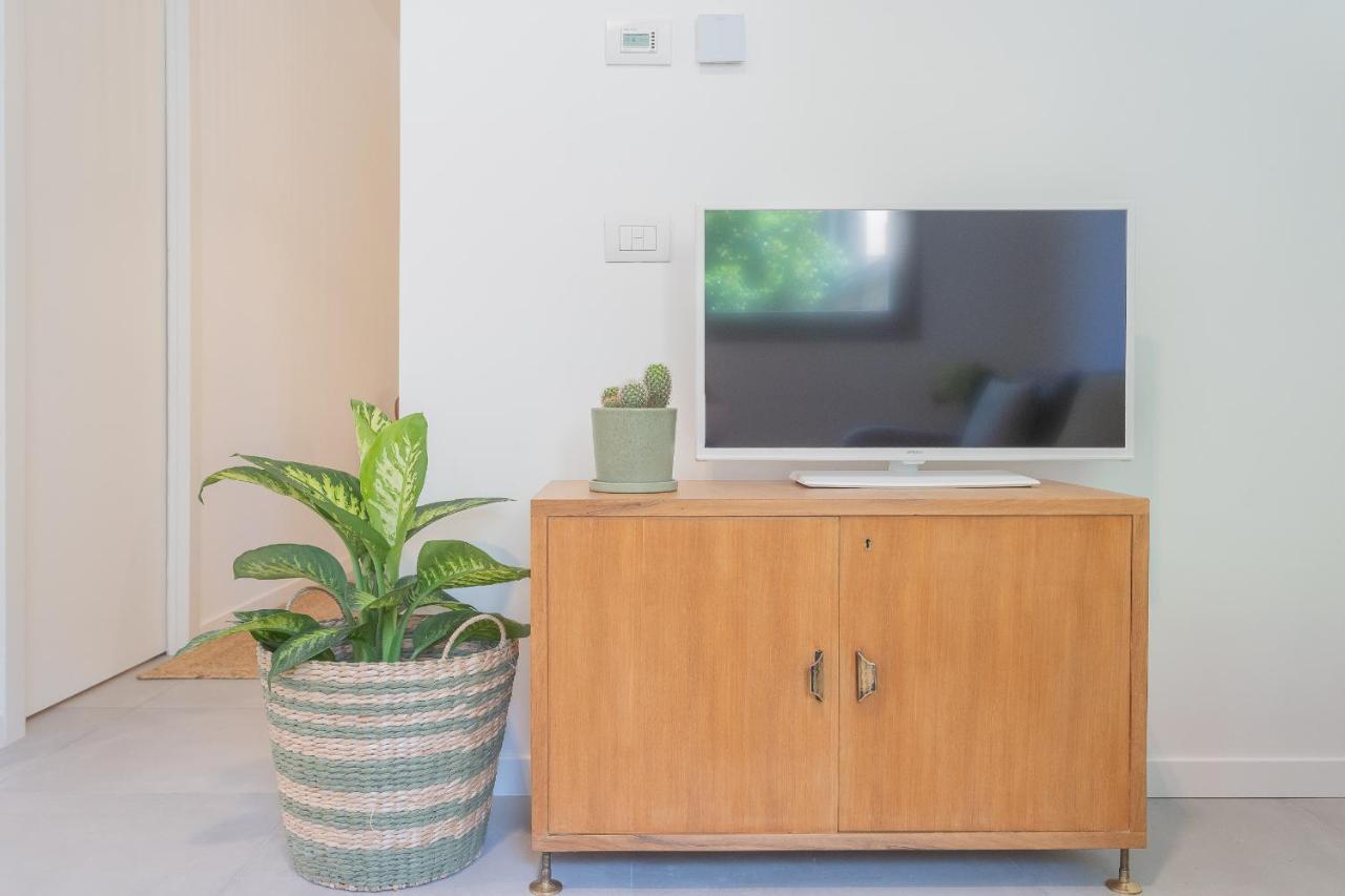 Ginepro & Salvia Apartments In Como By Rent All Como Exterior photo